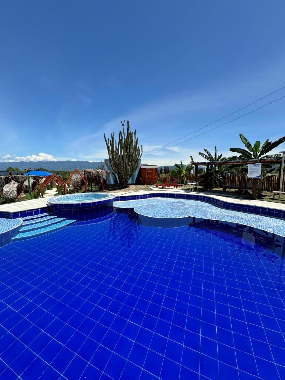 Hotel Luna Azul Tatacoa Villavieja Exterior photo